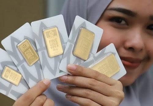 Ilustrasi harga emas Antam di Pekanbaru turun (foto/int)
